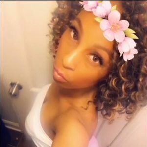 Meet your Posher, Timika